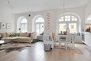 En rymlig svensk lägenhet med pastell accenter