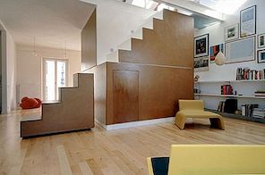 Två nivå lägenhet i Turin med en öppen och inbjudande ny interiör
