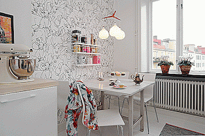 Warme weergave van Scandinavisch design in een relatief klein huis