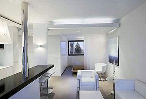 Bijeli apartman dizajn interijera Gudmundur Jonsson