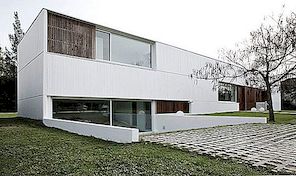 265 m² huis voor een gezin van drie door Estudio BaBo