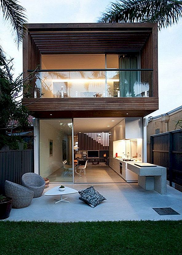 A Delightful Australian Home: North Bondi House door MCK Architects