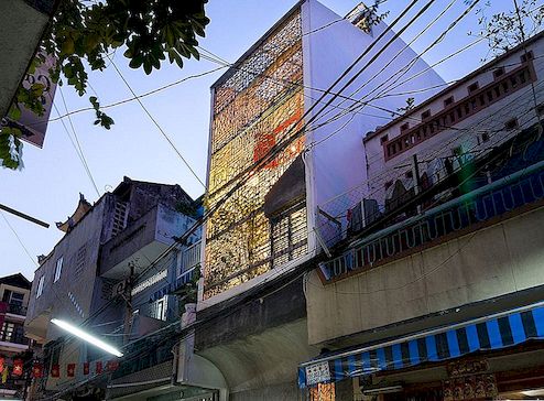 Verlaten Saigon-gebouw wordt een uniek familiehuis