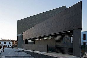 Abstraktní soud v Coinu od Donaire Arquitectos