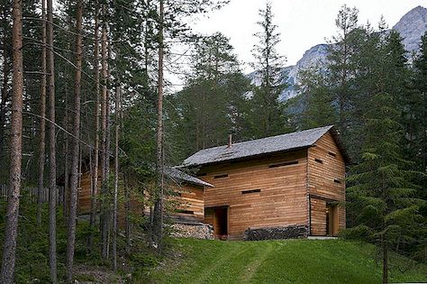 Alpine Lodge zcela zabaleno do dřeva, ale s moderním vzhledem