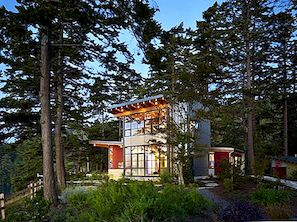 Een uitnodigend hout- en glazenhuis in Washington: Davis Residence