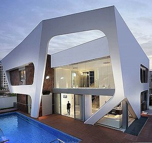 Dünya dışı uzay gemisi ayrıntılarını sergileyen Avant-garde Çağdaş Villa
