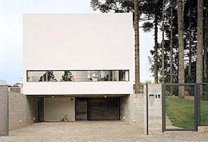 美丽的白色别墅在巴西由Una Arquitetos
