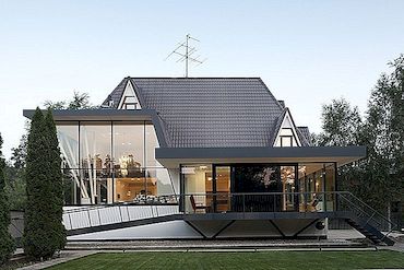 Bold Modern Architecture Details Adorning House N Maskvoje