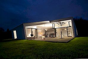 Lichte en gezellige villa met een interessante vorm in Oostenrijk