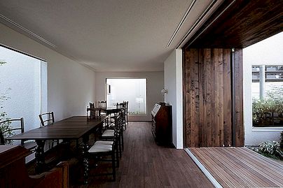 Cafe - hus i Akiyama av Makoto Yamaguchi