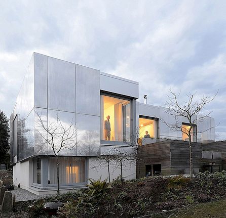 Uhlíkový neutrální dům s překvapivým moderním vzhledem