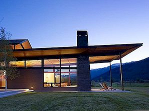 怀俄明州的迷人住宅，展示了一个欢迎的设计