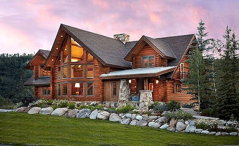 科罗拉多州迷人的日志住宅，拥有壮观的现代风格客房