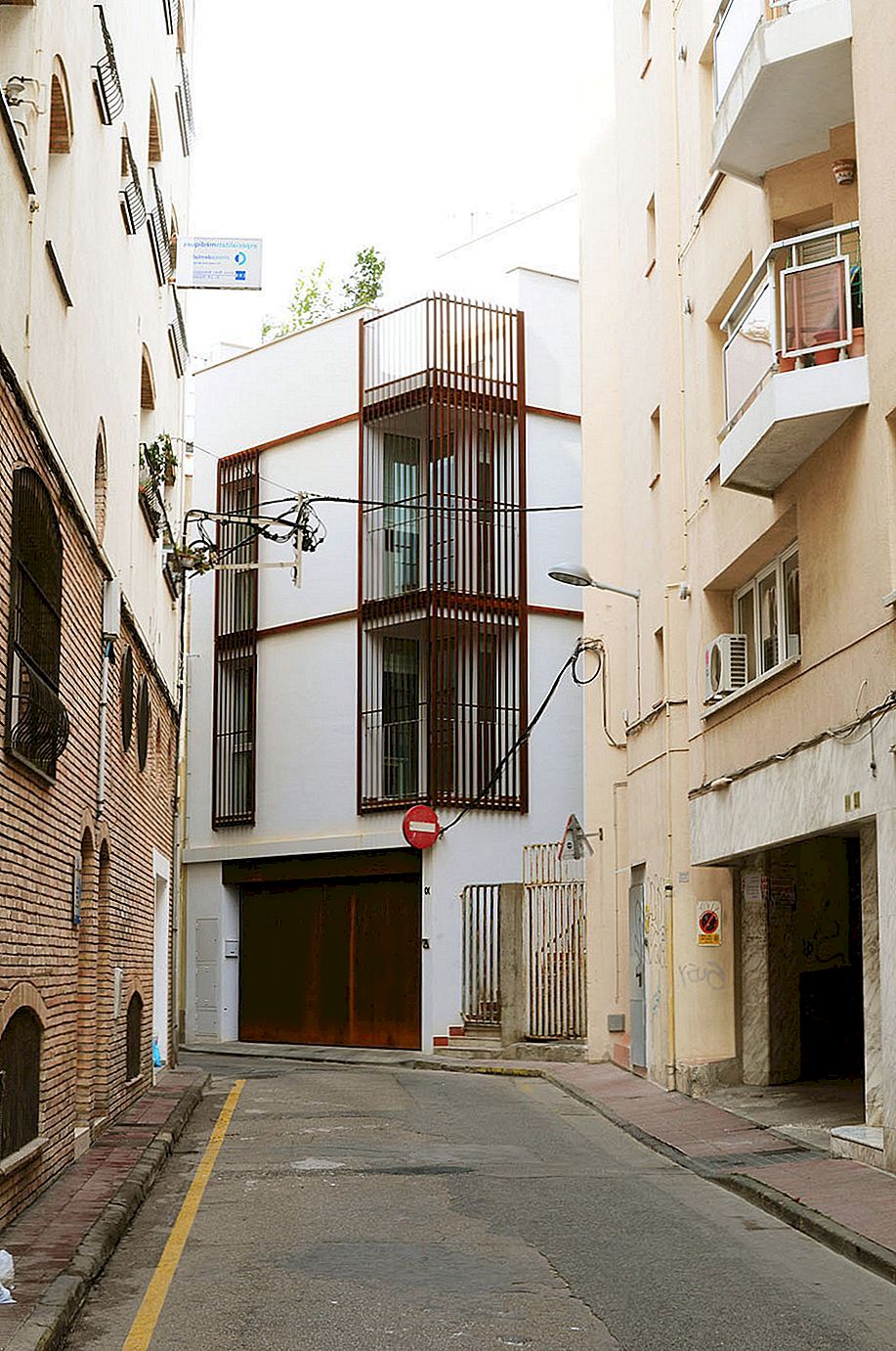 Compact huis in Spanje met een arrestatieplan met omgekeerde plattegrond