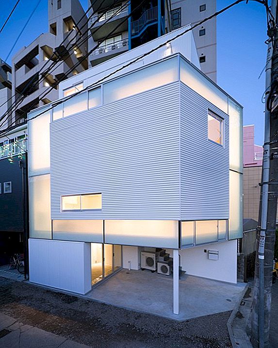 Kompakt bostad i Tokyo av Yoritaka Hayashi Architects