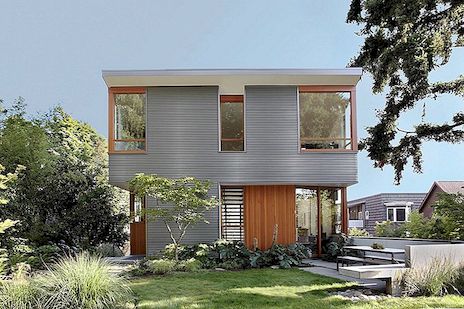 Komplexní rodinný dům v Seattlu s udržitelnými funkcemi