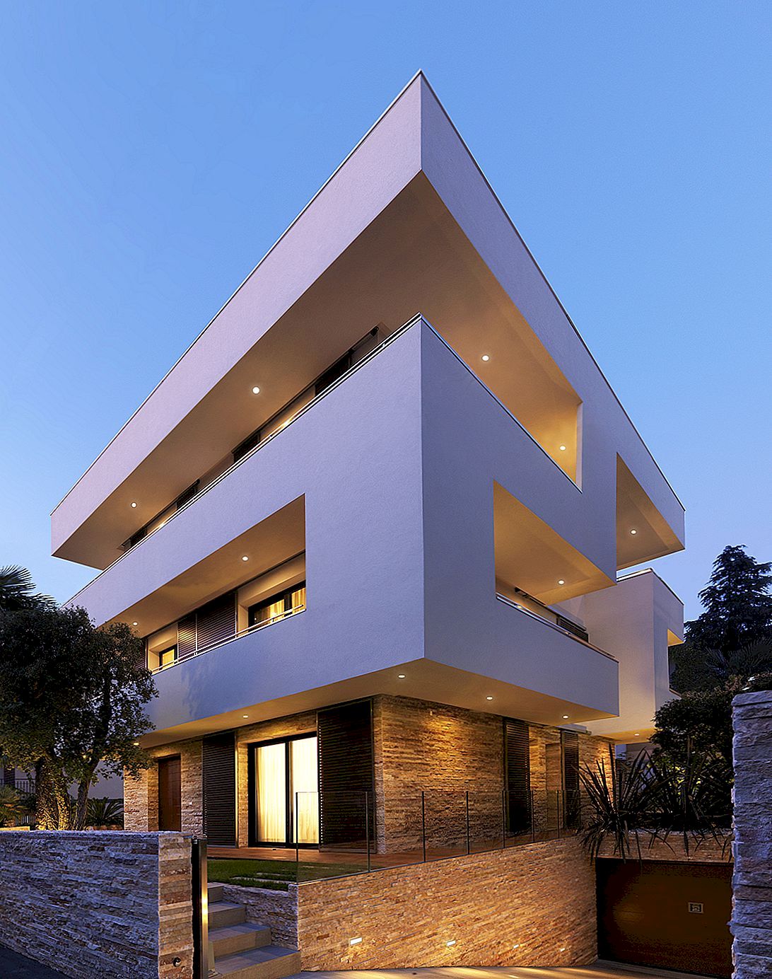 Conceptueel ontwerp en speelse geometrie: het RGR-huis in Italië