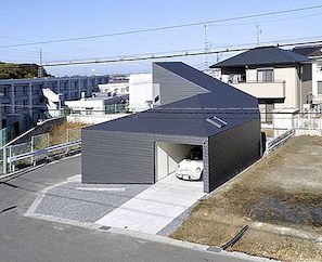 Současný domov Zobrazuje minimalistický design v Japonsku