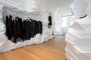 Creatieve winkel in New York met een Glacial Cavern-thema