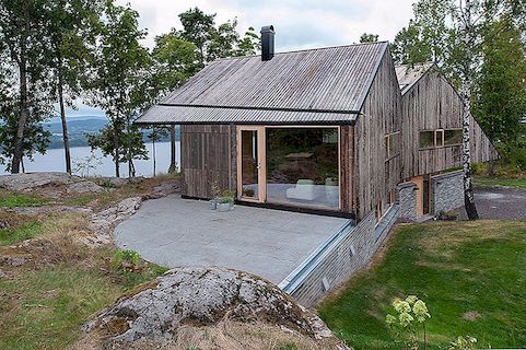 Fristående hus med natursköna vyer i fjorden
