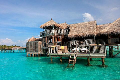 Exklusiv Resort på en Intimate Coral Island: Gili Lankanfush, Maldiverna