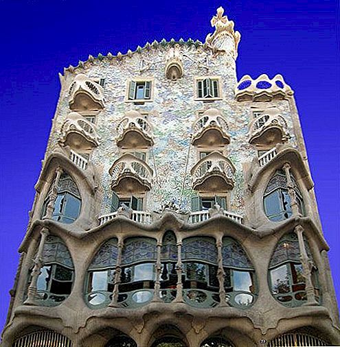 Fairy-Tale Casa Batllo av Antoni Gaudi