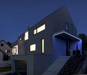 Vācu sapņu mājas, kas koncentrējas uz dabiskā apgaismojuma izmantošanu