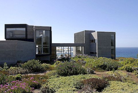 Linda casa de verão com vista para a praia no Chile