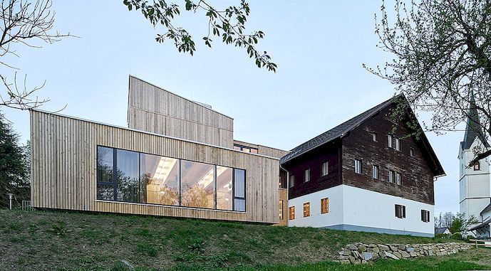 Zaļā josta centrs Austrijā apvieno veco un jauno celtniecību