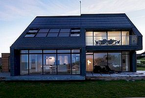 Το "σπίτι για τη ζωή" στη Δανία παράγει περισσότερη ενέργεια από ό, τι καταναλώνει