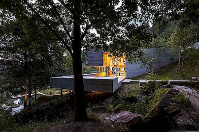 House in Portugal maakt gebruik van de steile helling naar zijn voordeel