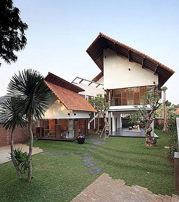 Huis in het zuiden van Jakarta door TWS & Partners