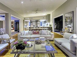 Idylická rodinná rezidence v Brisbane s bezbariérovým výhledem na město