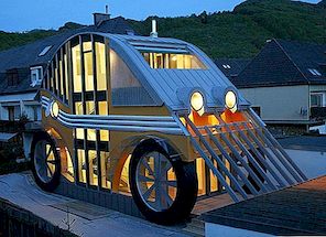 Ongelofelijk compact huis in de vorm van een auto