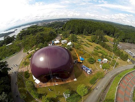 Koncertna dvorana na napuhavanje koja donosi utjehu na japanska područja s utjecajem na tsunam