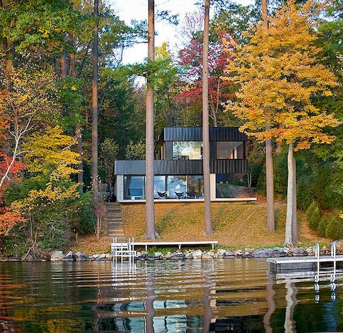 Inspirační moderní útočiště ve Vermontu: Cantilever Lake House