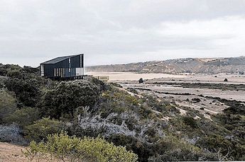 Isolerade chilenska hem erbjuder fantastisk utsikt över havet