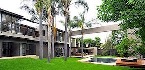 Luxusní rezidenční transformace rozšiřující architektonické horizonty