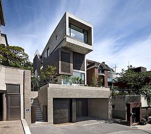 Masyvi trijų lygių šeimos rezidencija Pietų Korėjoje: H namai