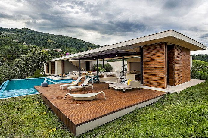 Moderní venkovský dům v Kolumbii zdobí krajinu s osvěžujícím designem