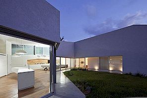 Moderna obiteljska kuća u Izraelu s znatiželjnom Zigzaggingom: R / D kuća