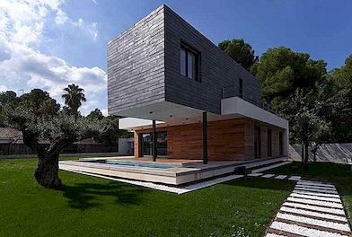Pozoruhodný současný designový přístup: Mariam House ve Valencii, Španělsko