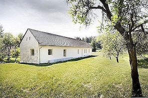 Najstarija kuća pretvorila se u suvremenu kuću Nacházela Architektija