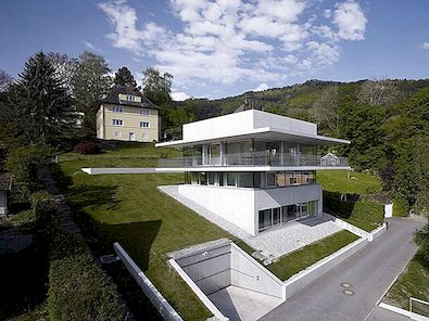 Částečně řez do kopce: Dům u jezera v Bregenzu, Rakousko