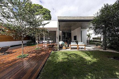 Rezidence RMJ v Brazílii původně interagovala s přírodními prvky