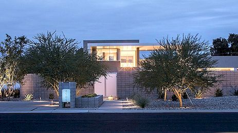 Silná geometrie tvarující exteriér ptačí chaty Nest Residence v Arizoně