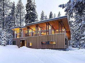 Bedövning Mountain House av John Maniscalco Arkitektur: The Sugar Bowl Residence