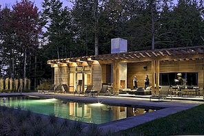 Stilīga baseina māja ar mūsdienīgu dizainu