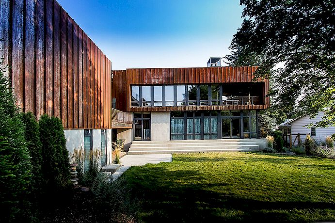 Sustainable House integreert een dakterras van Chris Pardo Design: Elemental Architecture